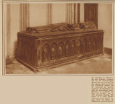 25577 Interieur van de Domkerk (Domplein) te Utrecht: graftombe van bisschop Guy van Avesnes.